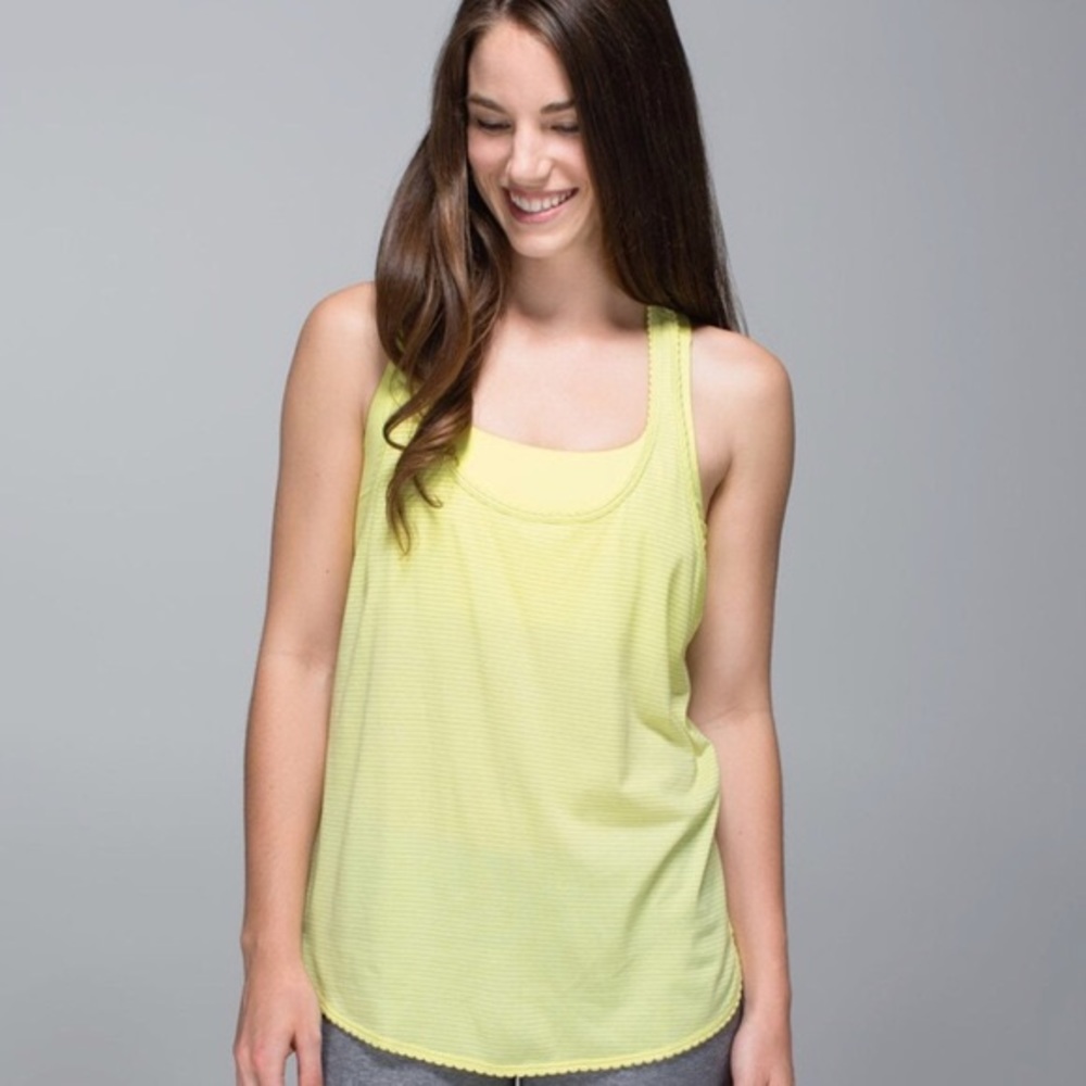 Lululemon 105 degree singlet Neon Yellow 4/6